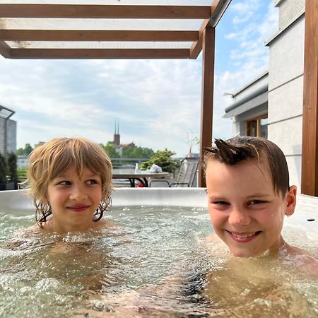Luksusowy Apartament Z Jacuzzi By Jacek Budek Appartement Gdynia Buitenkant foto